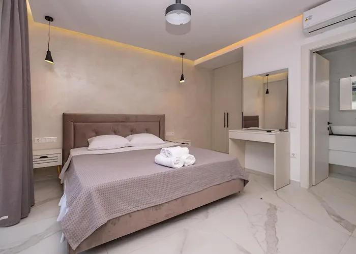 Royal Retreat 别墅 *