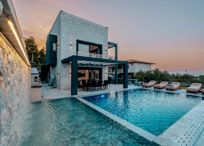 Royal Retreat 别墅 波利克罗诺