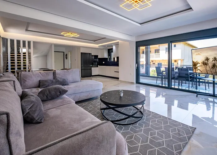 别墅 Royal Retreat *